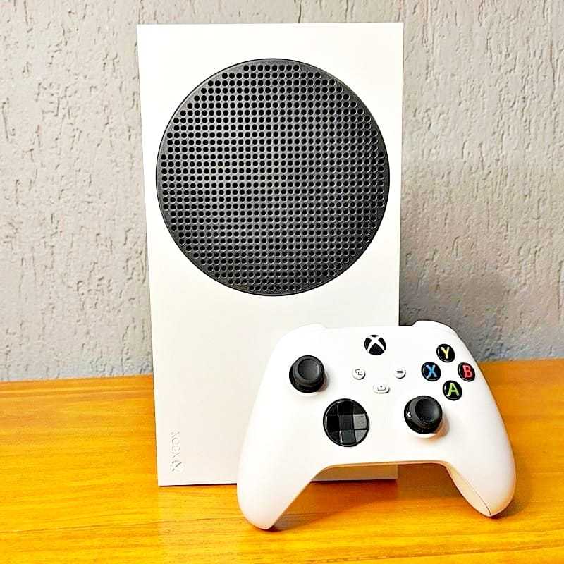 XBOX SERIES S SEMINOVO + FC 25 JÁ INSTALADO